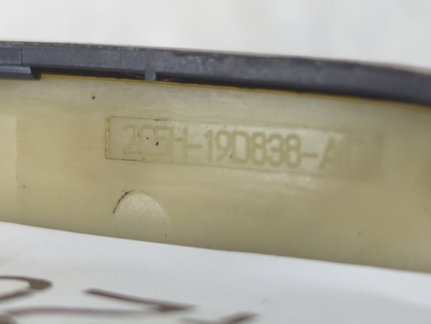 2003 Lincoln Aviator Climate Control Module Temperature AC/Heater Replacement P/N:2C5H-19D838-AD Fits OEM Used Auto Parts - Oemusedautoparts1.com