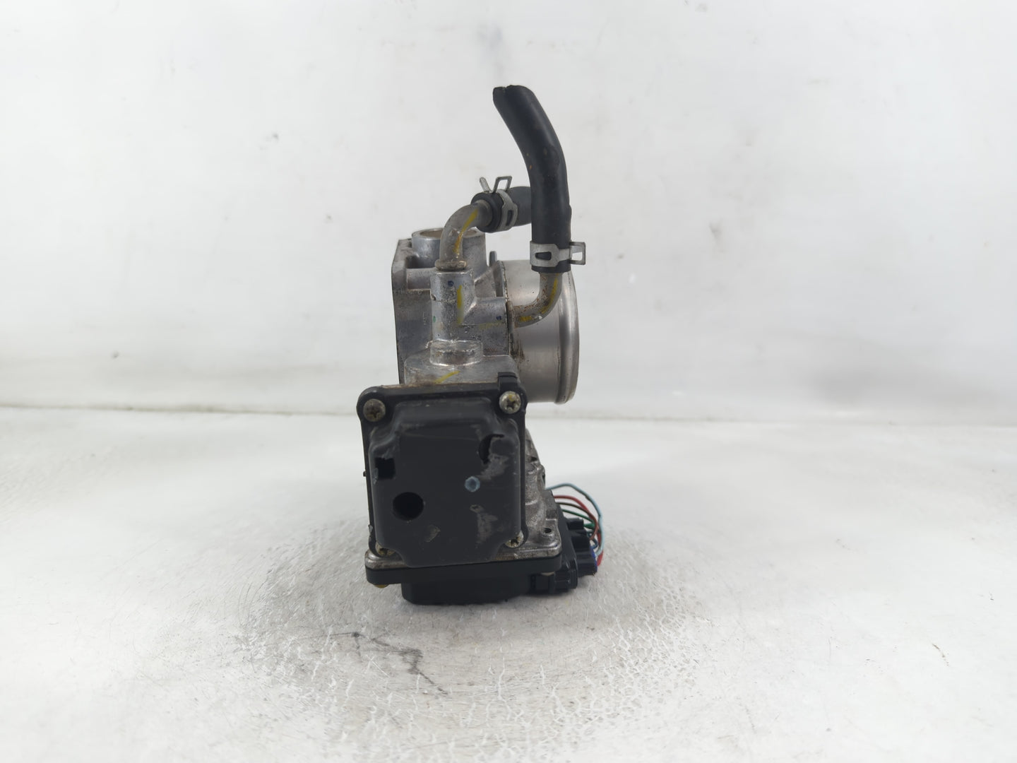 2016-2022 Honda Civic Throttle Body P/N:M91021 GMG9A Fits Fits 2016 2017 2018 2019 2020 2021 2022 OEM Used Auto Parts - Oemusedautoparts1.com