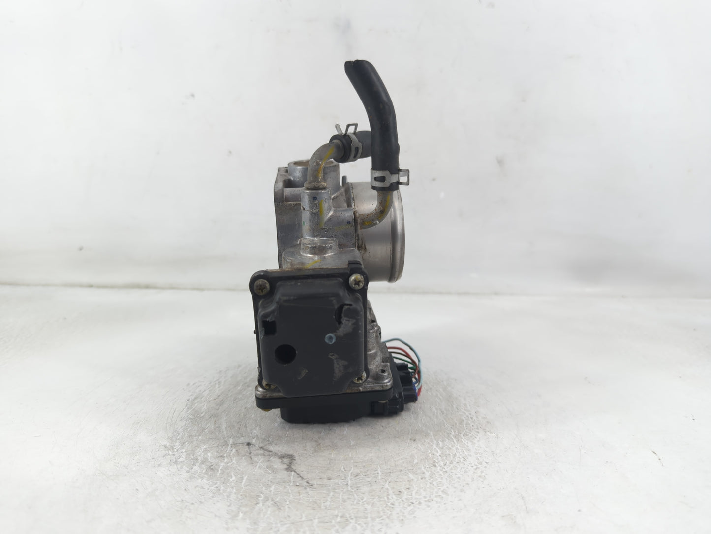 2016-2022 Honda Civic Throttle Body P/N:M91021 GMG9A Fits Fits 2016 2017 2018 2019 2020 2021 2022 OEM Used Auto Parts - Oemusedautoparts1.com