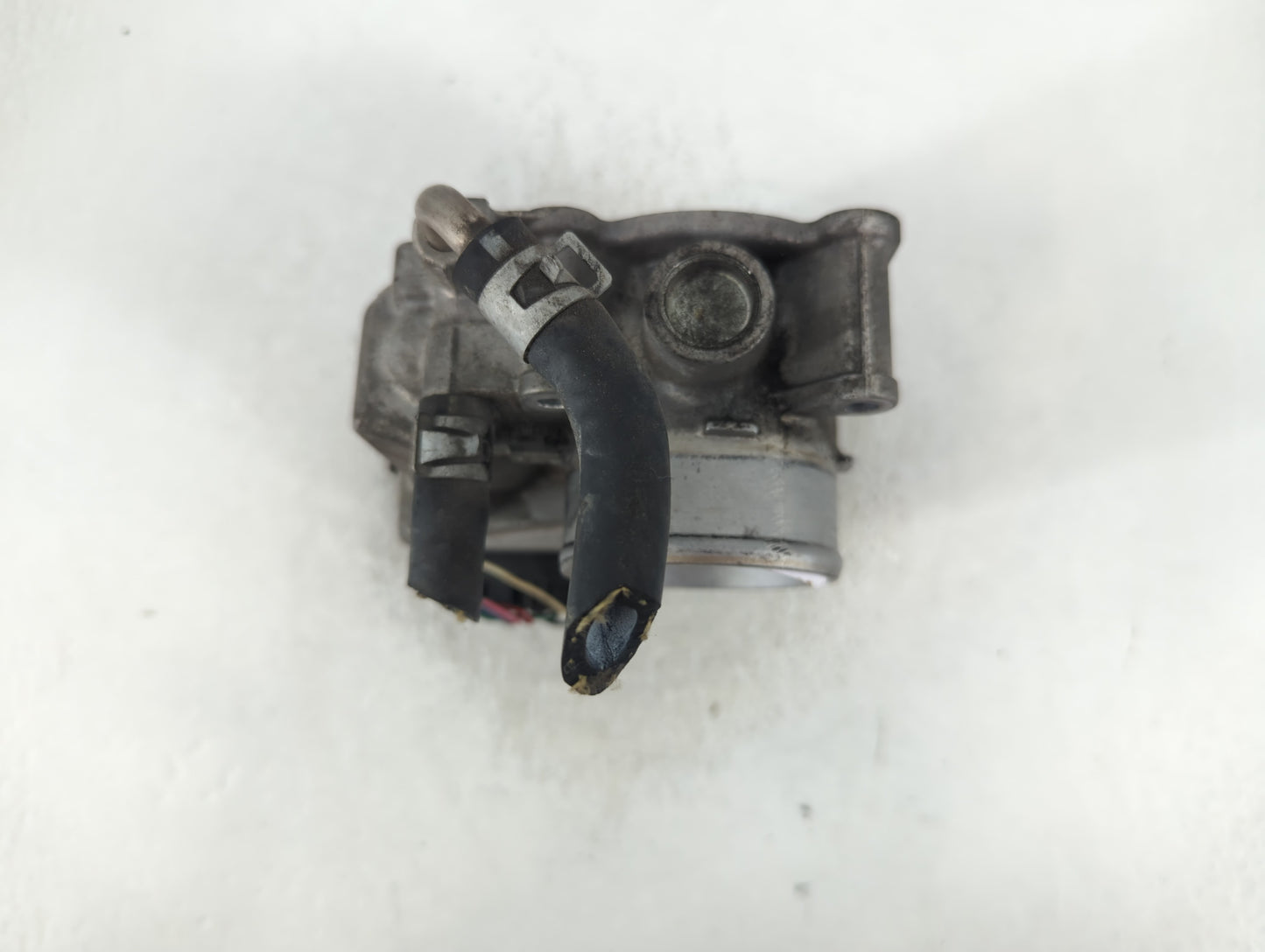 2012-2019 Nissan Versa Throttle Body P/N:5G2101649 3AA50-02 E Fits Fits 2012 2013 2014 2015 2016 2017 2018 2019 OEM Used Auto Parts - Oemusedautoparts1.com