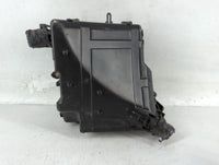 2019-2020 Hyundai Santa Fe Fusebox Fuse Box Panel Relay Module P/N:91956-S2021 91956-S2020 Fits Fits 2019 2020 OEM Used Auto Parts - Oemusedautoparts1.com