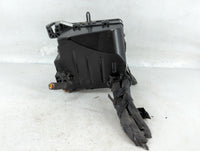 2015-2019 Kia Soul Fusebox Fuse Box Panel Relay Module P/N:91950-B2350 Fits Fits 2015 2016 2017 2018 2019 OEM Used Auto Parts - Oemusedautoparts1.com