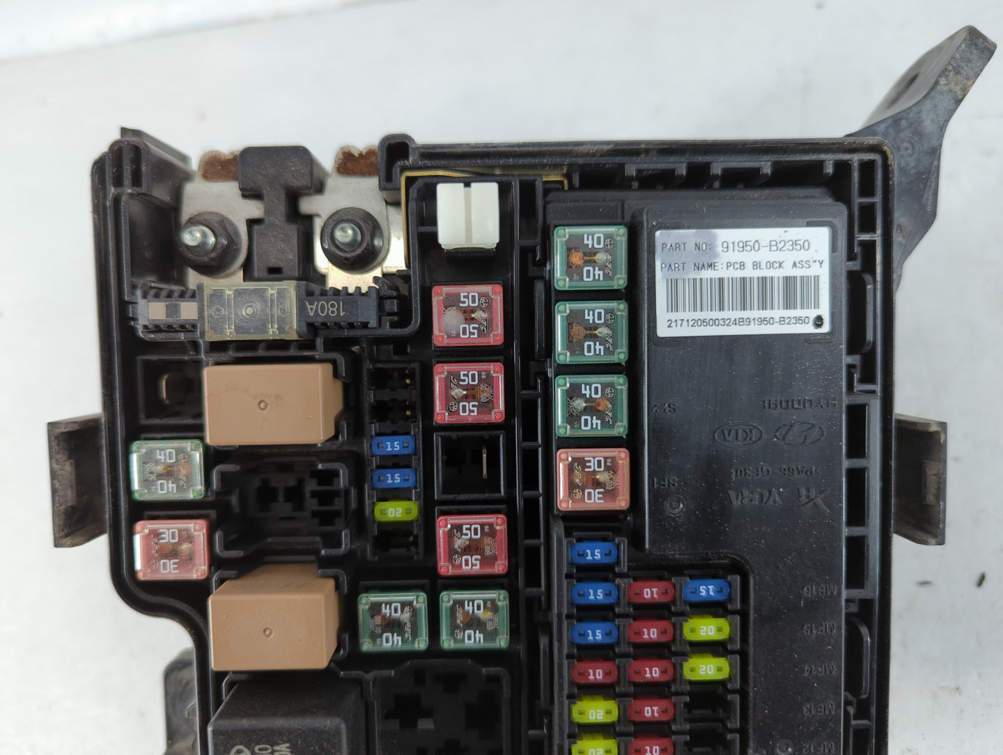 2015-2019 Kia Soul Fusebox Fuse Box Panel Relay Module P/N:91713B2770 Fits Fits 2015 2016 2017 2018 2019 OEM Used Auto Parts - Oemusedautoparts1.com