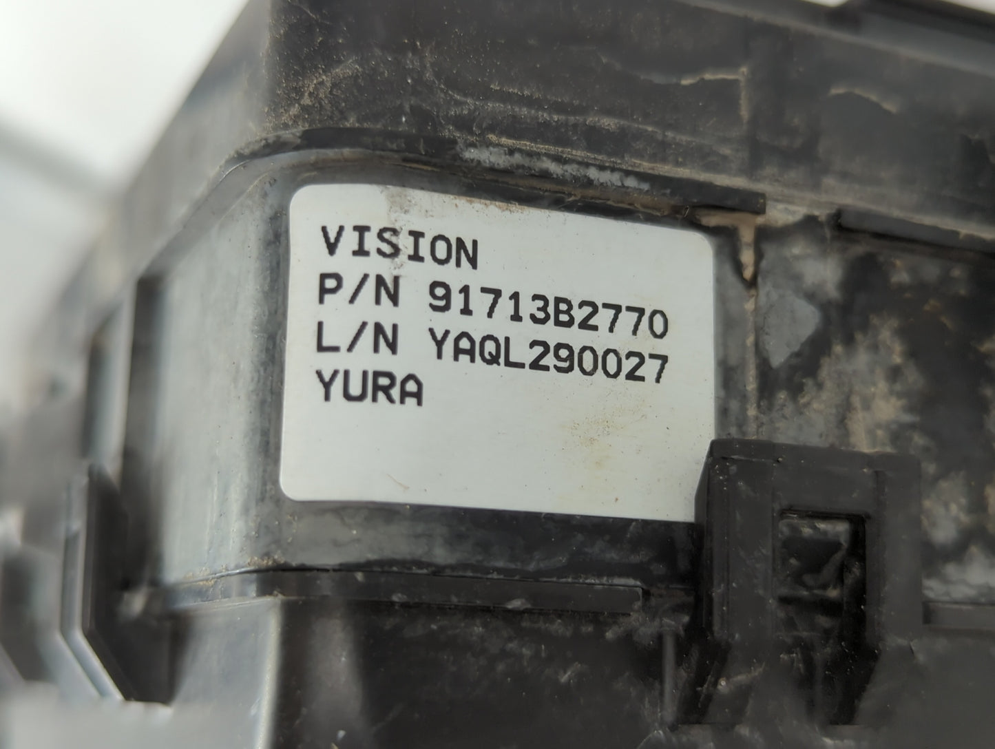 2015-2019 Kia Soul Fusebox Fuse Box Panel Relay Module P/N:91713B2770 Fits Fits 2015 2016 2017 2018 2019 OEM Used Auto Parts - Oemusedautoparts1.com