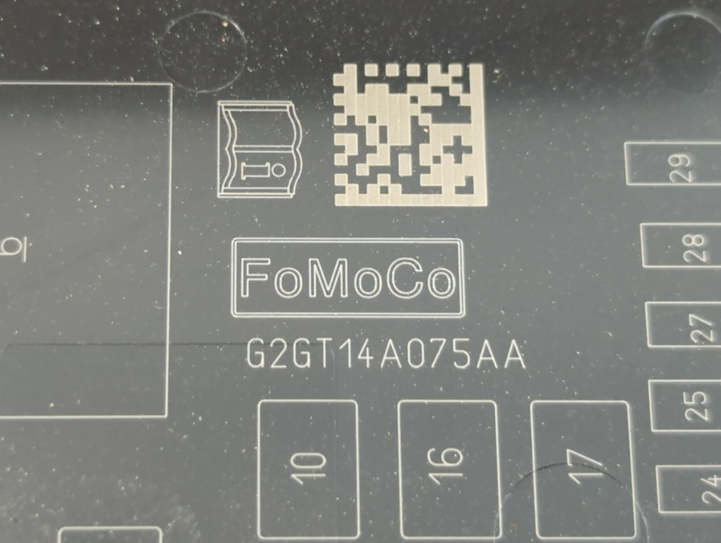 2017-2020 Ford Fusion Fusebox Fuse Box Panel Relay Module P/N:G2GT14A075AA Fits Fits 2017 2018 2019 2020 OEM Used Auto Parts - Oemusedautoparts1.com