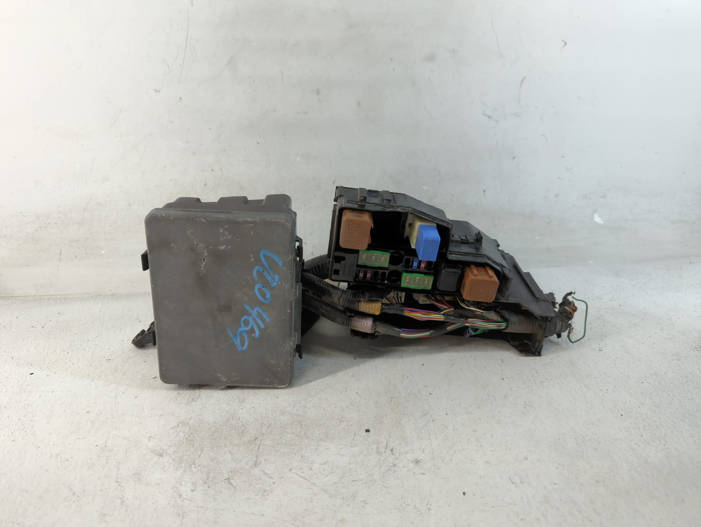 2013-2014 Nissan Altima Fusebox Fuse Box Panel Relay Module P/N:3492 NA1 Fits Fits 2013 2014 OEM Used Auto Parts - Oemusedautoparts1.com