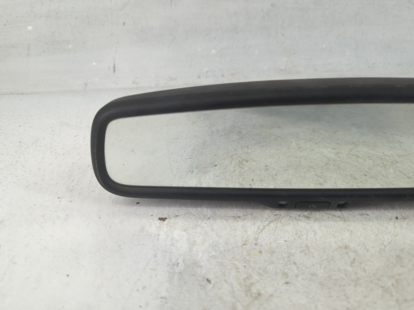 2007 Nissan Titan Interior Rear View Mirror Replacement OEM P/N:E11015892 Fits OEM Used Auto Parts