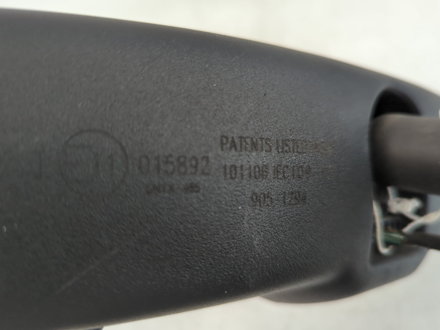 2007 Nissan Titan Interior Rear View Mirror Replacement OEM P/N:E11015892 Fits OEM Used Auto Parts