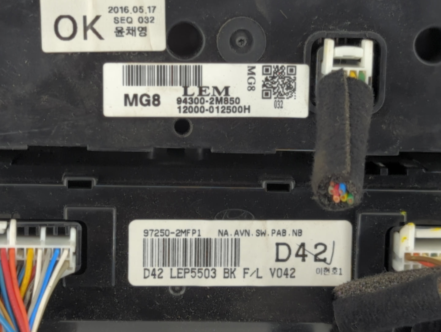 2013-2016 Hyundai Genesis Climate Control Module Temperature AC/Heater Replacement P/N:97250-2MFP1 12000-012500H Fits OEM Used Auto Parts - Oemusedautoparts1.com