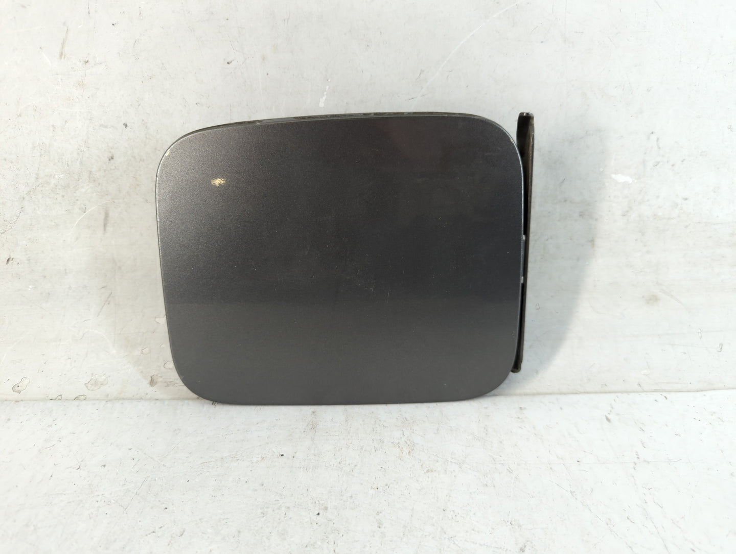 2012 Nissan Juke Fuel Tank Door Lid Gas Tank - Oemusedautoparts1.com
