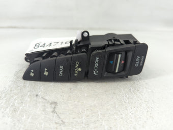 compare product 2009-2014 Acura Tl Climate Control Module Temperature AC/Heater Replacement P/N:3069 A1 79620TK4A20M1 Fits OEM Used Auto Parts