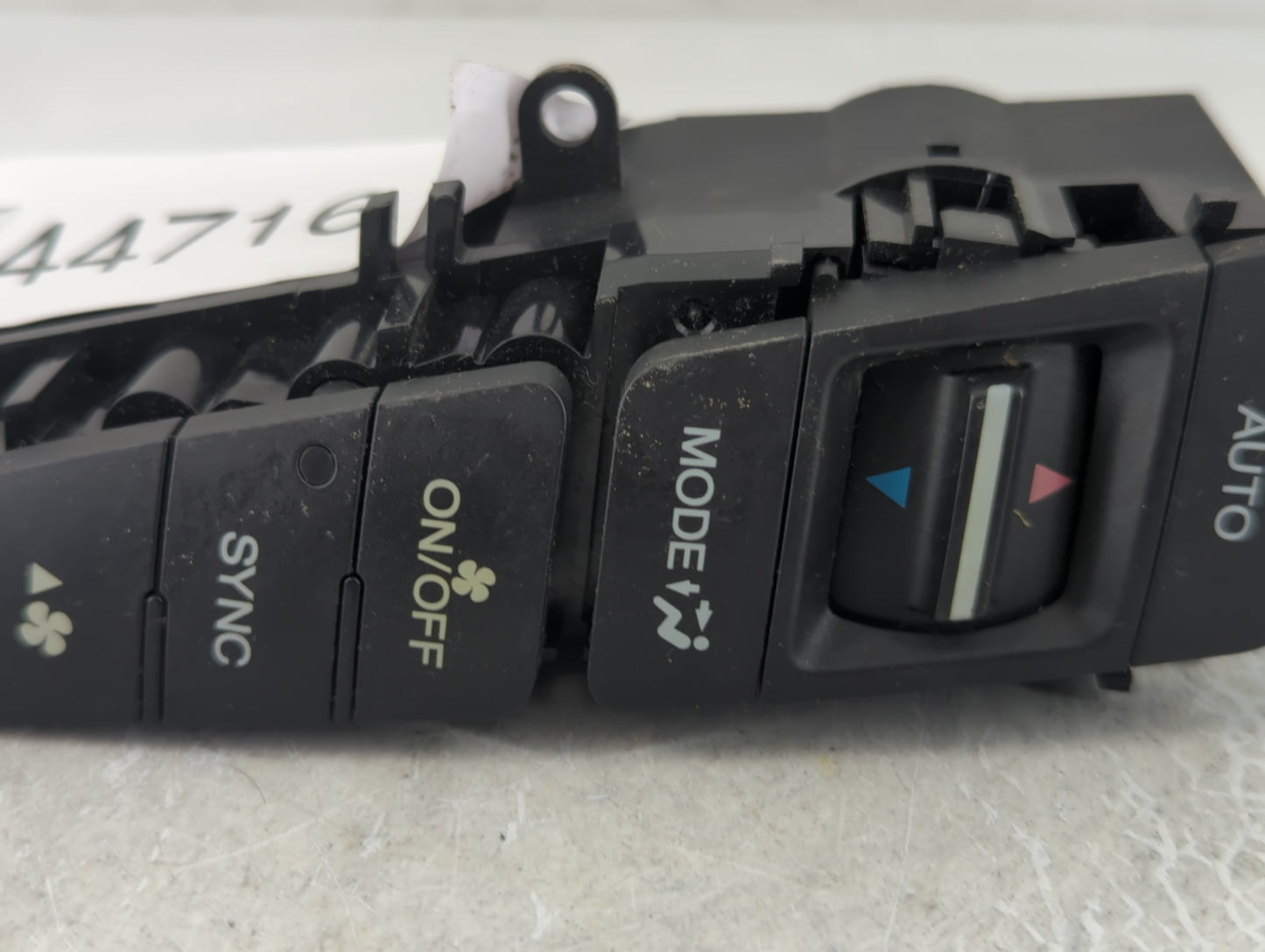 2009-2014 Acura Tl Climate Control Module Temperature AC/Heater Replacement P/N:3069 A1 79620TK4A20M1 Fits OEM Used Auto Parts - Oemusedautoparts1.com