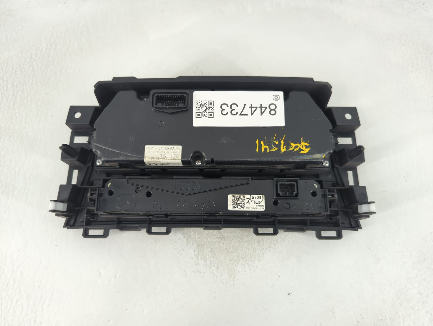 2014-2015 Mazda 6 Climate Control Module Temperature AC/Heater Replacement P/N:K4000 2L27B Fits Fits 2014 2015 OEM Used Auto Parts - Oemusedautoparts1.com