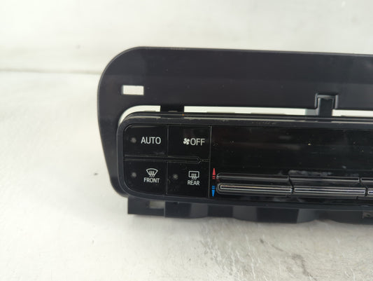 2017-2019 Toyota Corolla Climate Control Module Temperature AC/Heater Replacement P/N:55468-02060 Fits Fits 2017 2018 2019 OEM Used Auto Parts