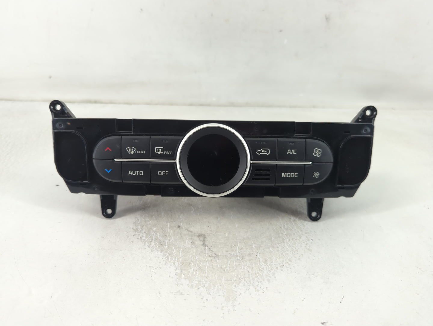 2017-2019 Kia Soul Climate Control Module Temperature AC/Heater Replacement P/N:97250-B2Q1CA Fits Fits 2017 2018 2019 OEM Used Auto Parts - Oemusedautoparts1.com