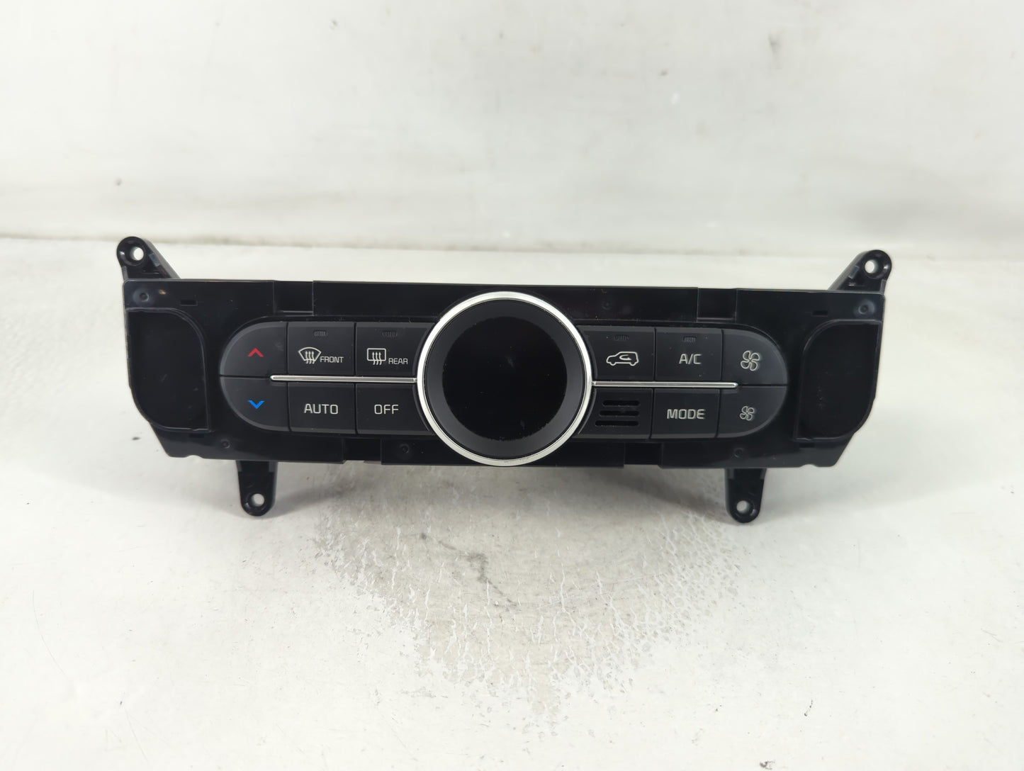2017-2019 Kia Soul Climate Control Module Temperature AC/Heater Replacement P/N:97250-B2Q1CA Fits Fits 2017 2018 2019 OEM Used Auto Parts - Oemusedautoparts1.com