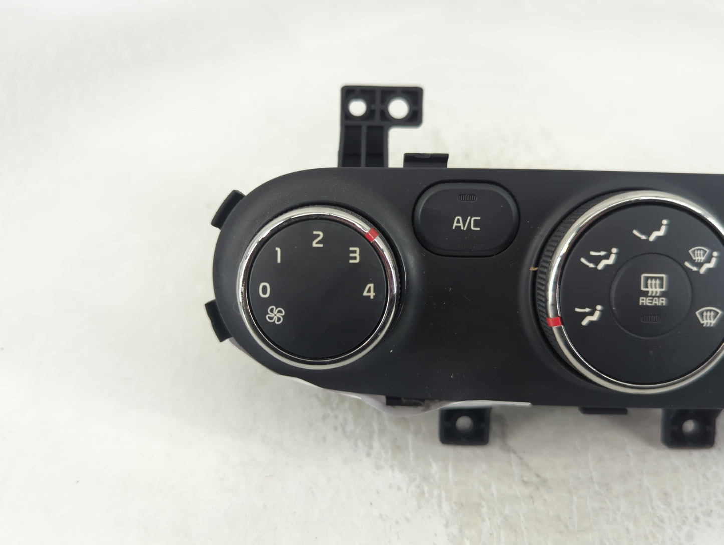 2014-2016 Kia Forte Climate Control Module Temperature AC/Heater Replacement P/N:97250-A7260 Fits Fits 2014 2015 2016 OEM Used Auto Parts - Oemusedautoparts1.com