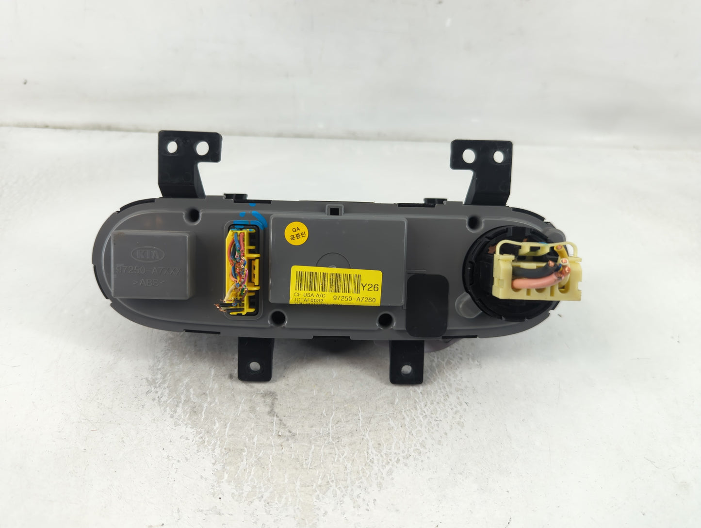 2014-2016 Kia Forte Climate Control Module Temperature AC/Heater Replacement P/N:97250-A7260 Fits Fits 2014 2015 2016 OEM Used Auto Parts - Oemusedautoparts1.com