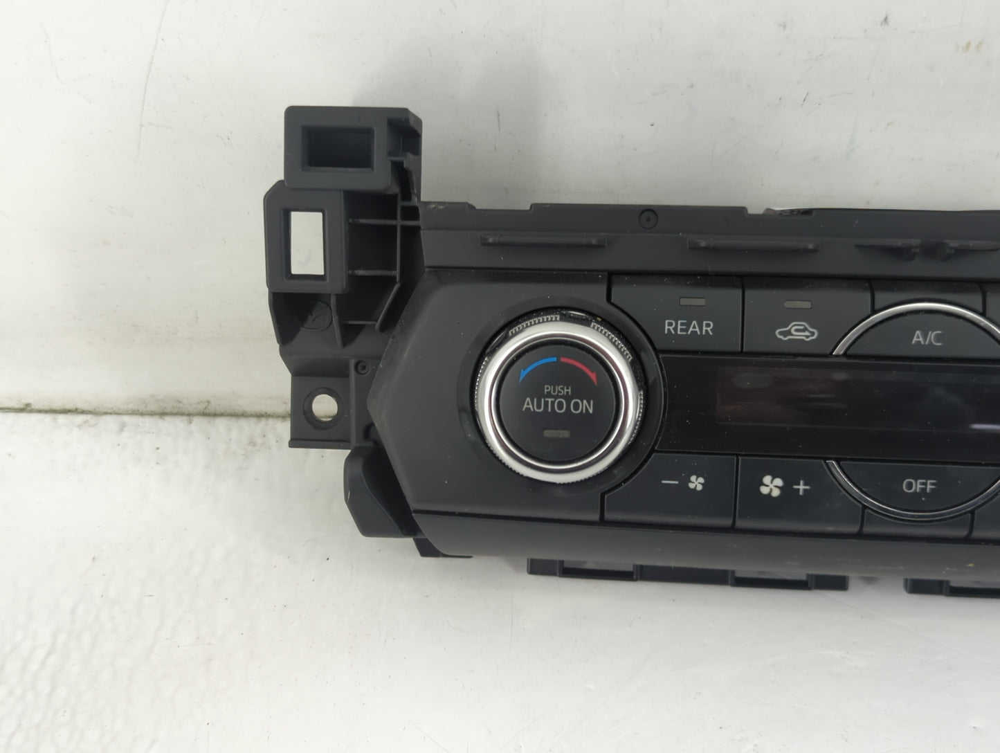 2016 Mazda Cx-9 Climate Control Module Temperature AC/Heater Replacement P/N:TK8061190C6E18 Fits OEM Used Auto Parts - Oemusedautoparts1.com