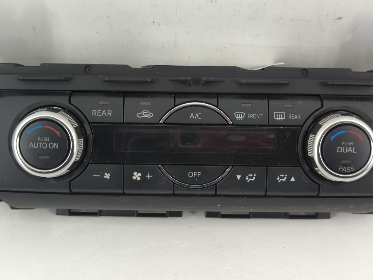 2016 Mazda Cx-9 Climate Control Module Temperature AC/Heater Replacement P/N:TK8061190C6E18 Fits OEM Used Auto Parts - Oemusedautoparts1.com