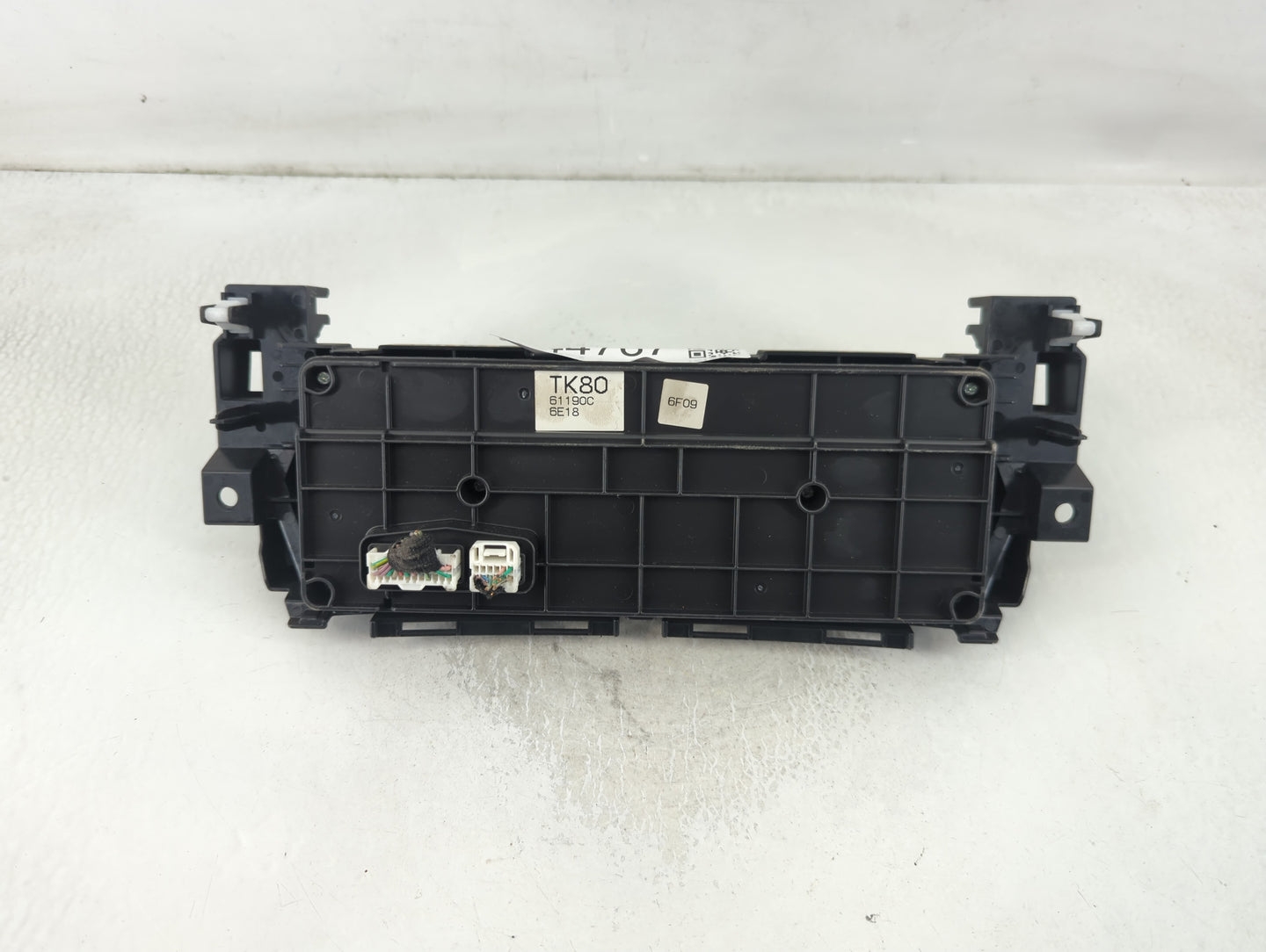 2016 Mazda Cx-9 Climate Control Module Temperature AC/Heater Replacement P/N:TK8061190C6E18 Fits OEM Used Auto Parts - Oemusedautoparts1.com