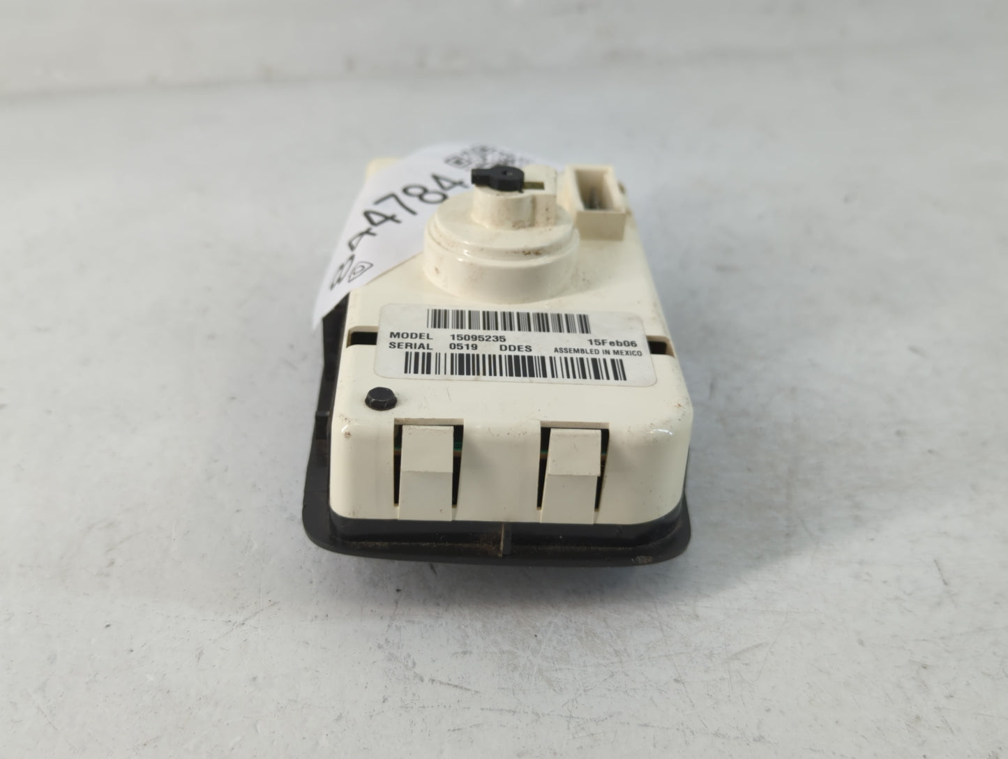 2002-2009 Chevrolet Trailblazer Climate Control Module Temperature AC/Heater Replacement P/N:15095235 Fits OEM Used Auto Parts - Oemusedautoparts1.com