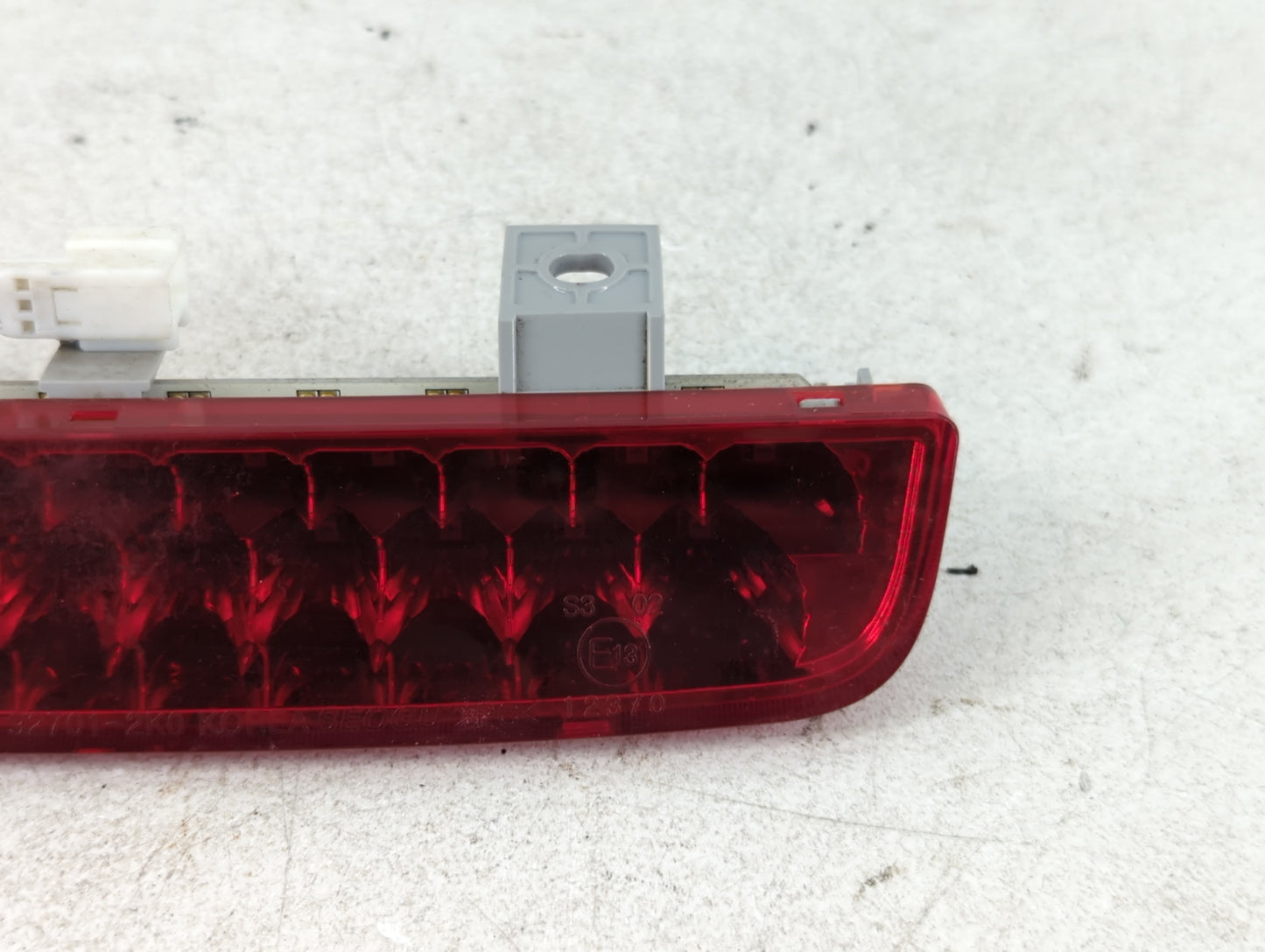 2010 Kia Soul Third Brake Light Tail Light P/N:9B05 Fits OEM Used Auto Parts - Oemusedautoparts1.com