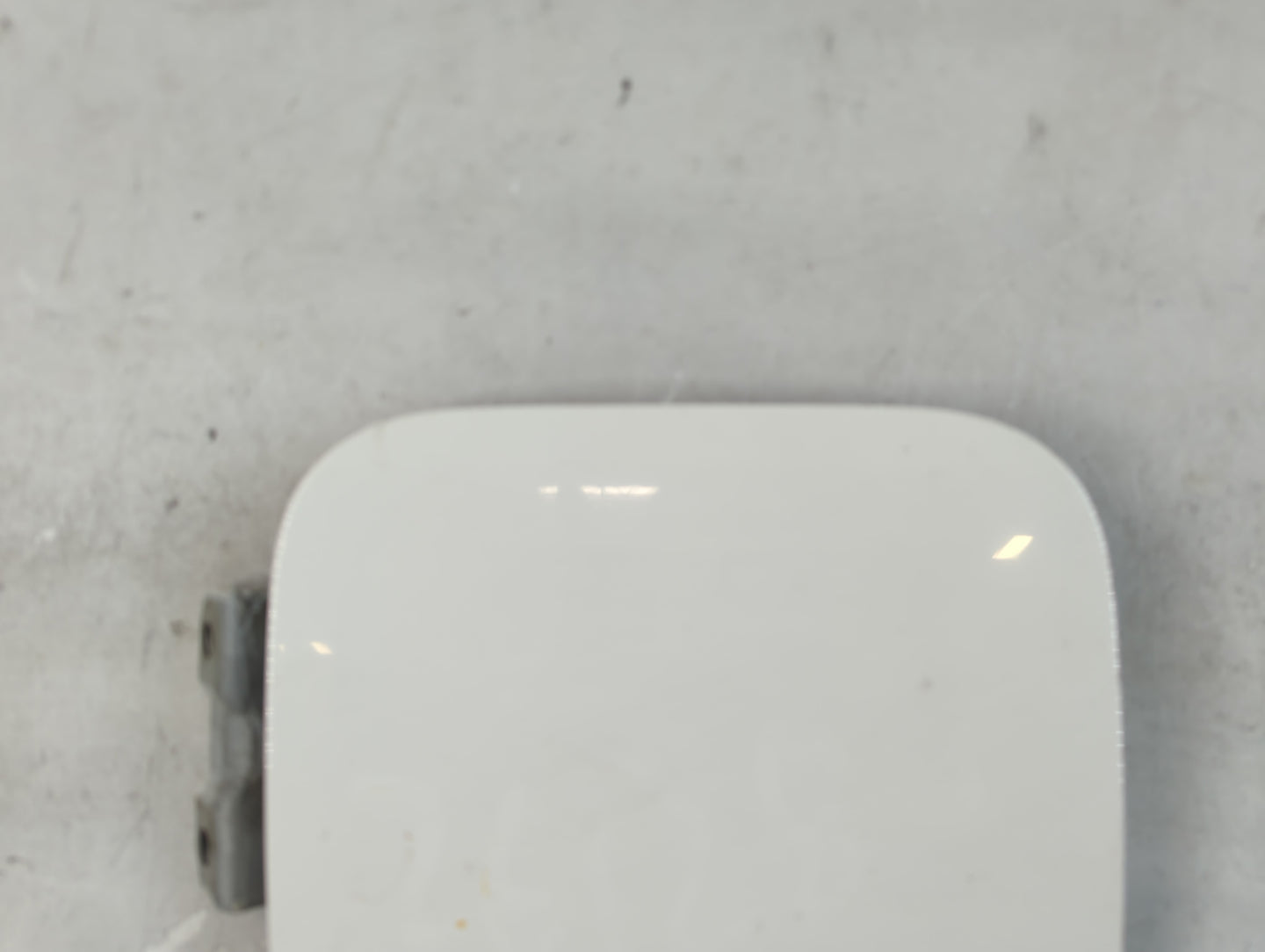 2005 Honda Cr-v Fuel Tank Door Lid Gas Tank - Oemusedautoparts1.com