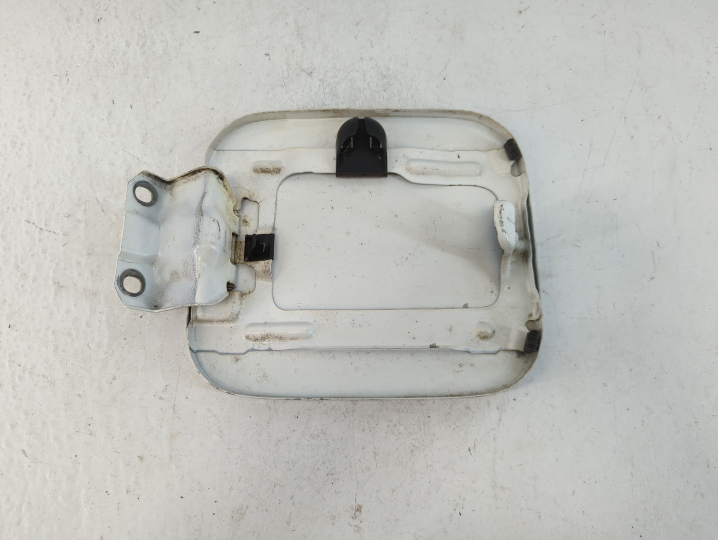 2005 Honda Cr-v Fuel Tank Door Lid Gas Tank - Oemusedautoparts1.com