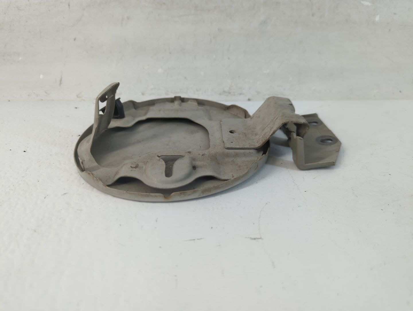 2007 Honda Odyssey Fuel Tank Door Lid Gas Tank - Oemusedautoparts1.com