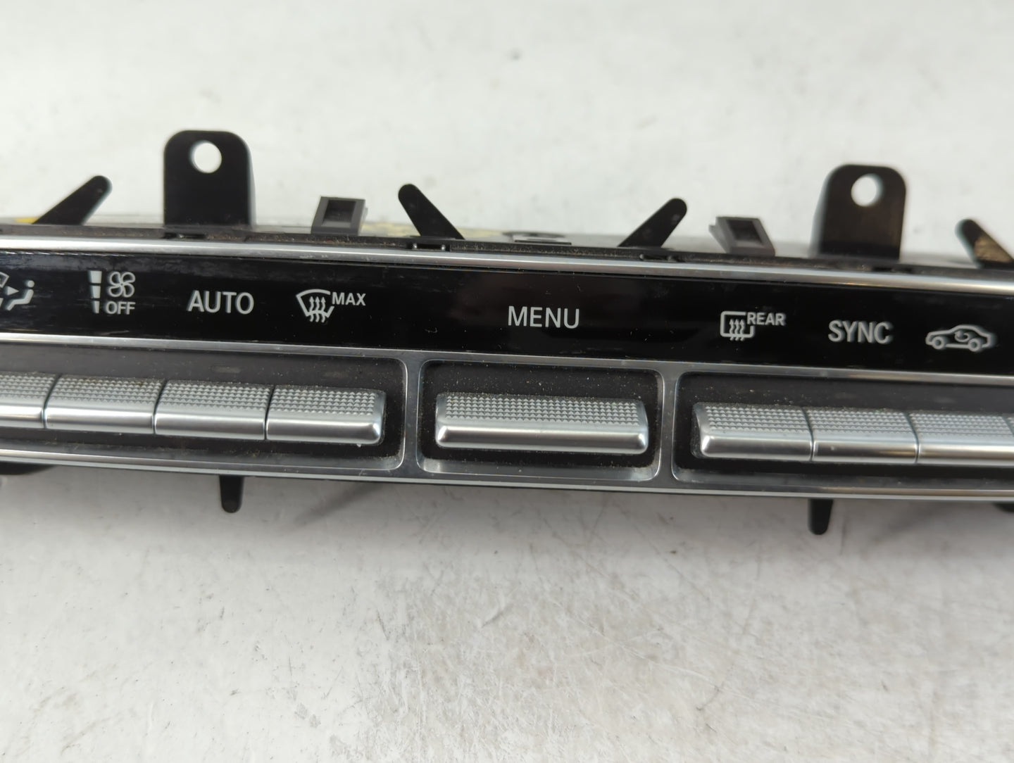 2015 Mercedes-Benz C300 Climate Control Module Temperature AC/Heater Replacement P/N:A2C91725100 A 205 905 81 05 Fits OEM Used Auto Parts - Oemusedautoparts1.com