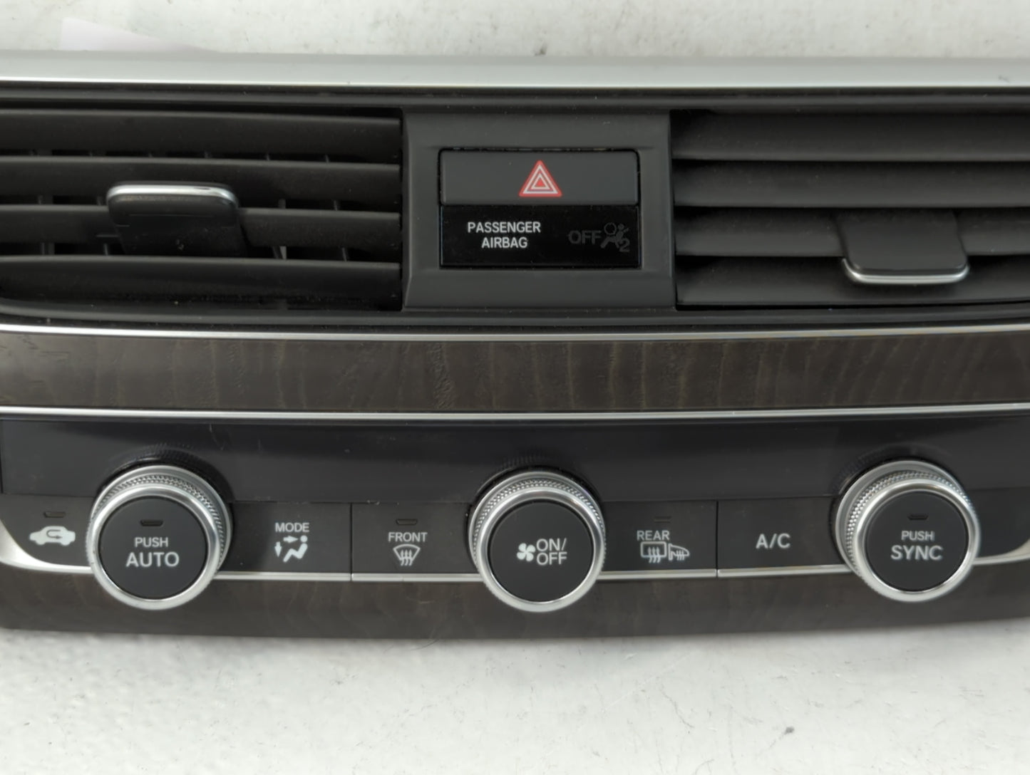 2018 Honda Accord Climate Control Module Temperature AC/Heater Replacement P/N:79610TVAA316M1 Fits OEM Used Auto Parts - Oemusedautoparts1.com