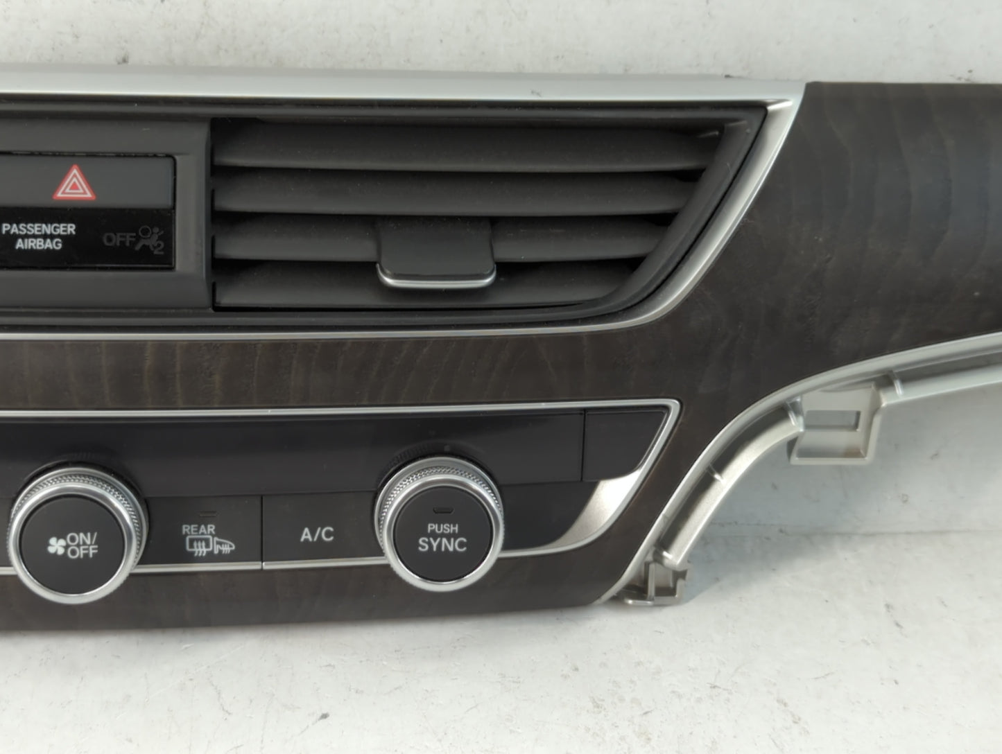 2018 Honda Accord Climate Control Module Temperature AC/Heater Replacement P/N:79610TVAA316M1 Fits OEM Used Auto Parts - Oemusedautoparts1.com