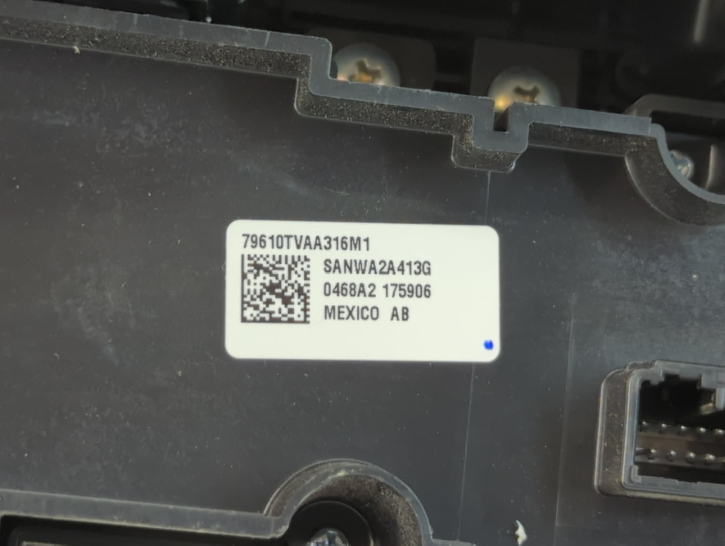 2018 Honda Accord Climate Control Module Temperature AC/Heater Replacement P/N:79610TVAA316M1 Fits OEM Used Auto Parts - Oemusedautoparts1.com