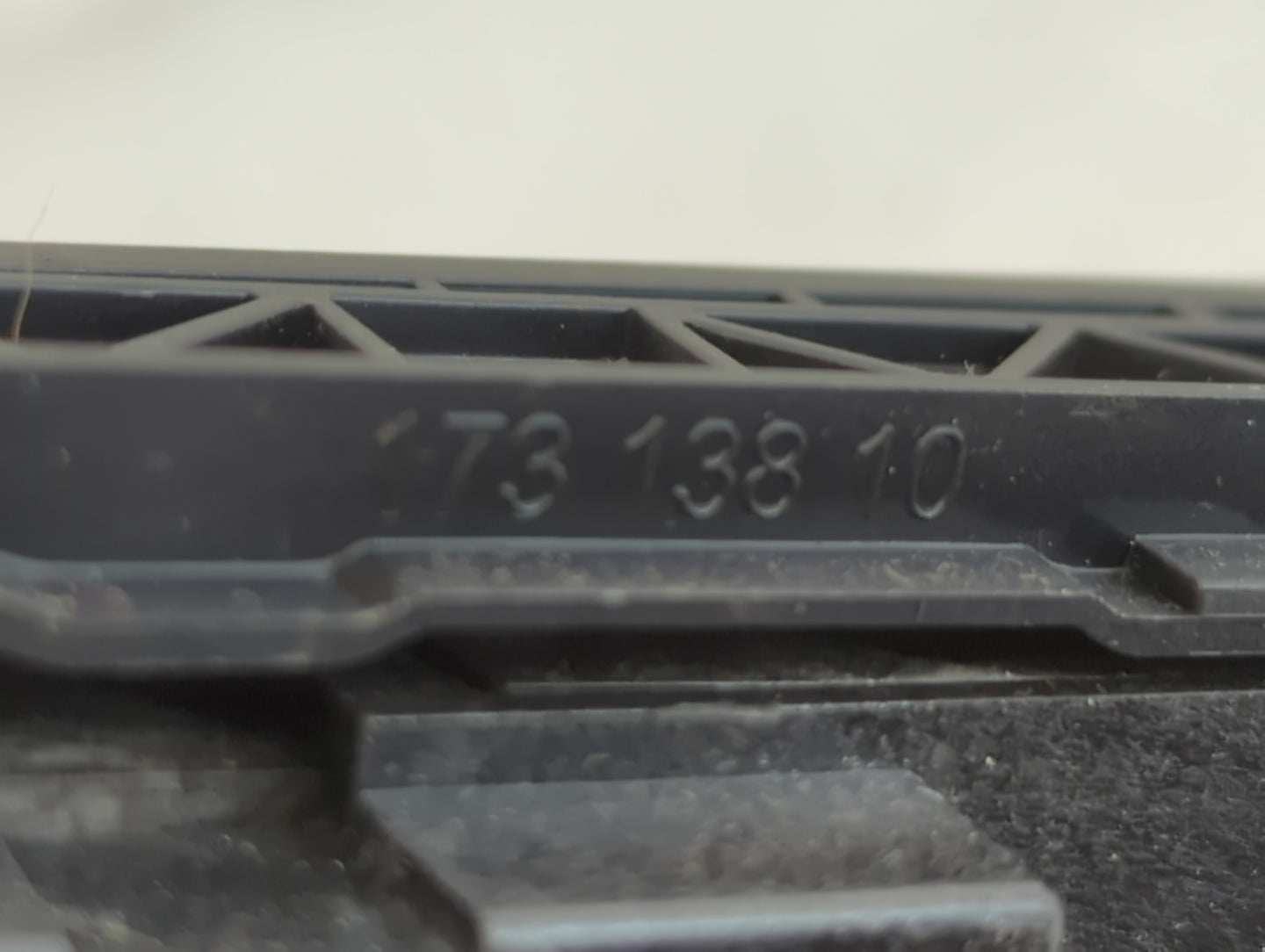 2011-2013 Bmw 328i Climate Control Module Temperature AC/Heater Replacement P/N:173 138 10 Fits Fits 2011 2012 2013 OEM Used Auto Parts - Oemusedautoparts1.com