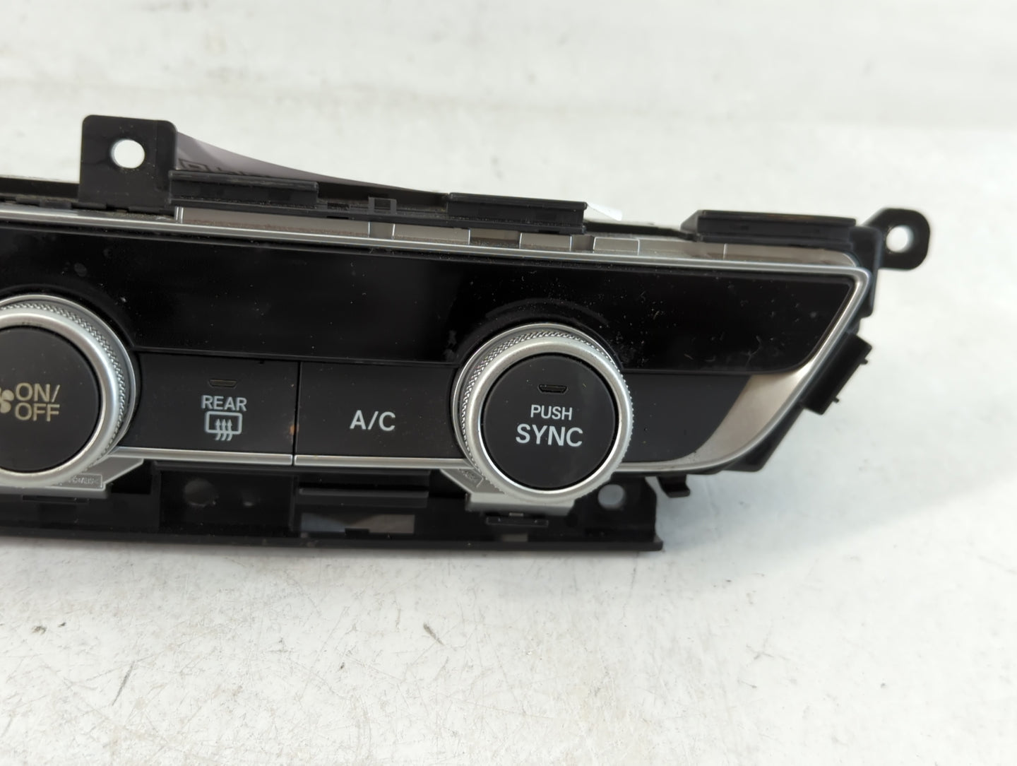 2018-2020 Honda Accord Climate Control Module Temperature AC/Heater Replacement P/N:2139B1 114149 79610TVAA316M1 Fits OEM Used Auto Parts - Oemusedautoparts1.com
