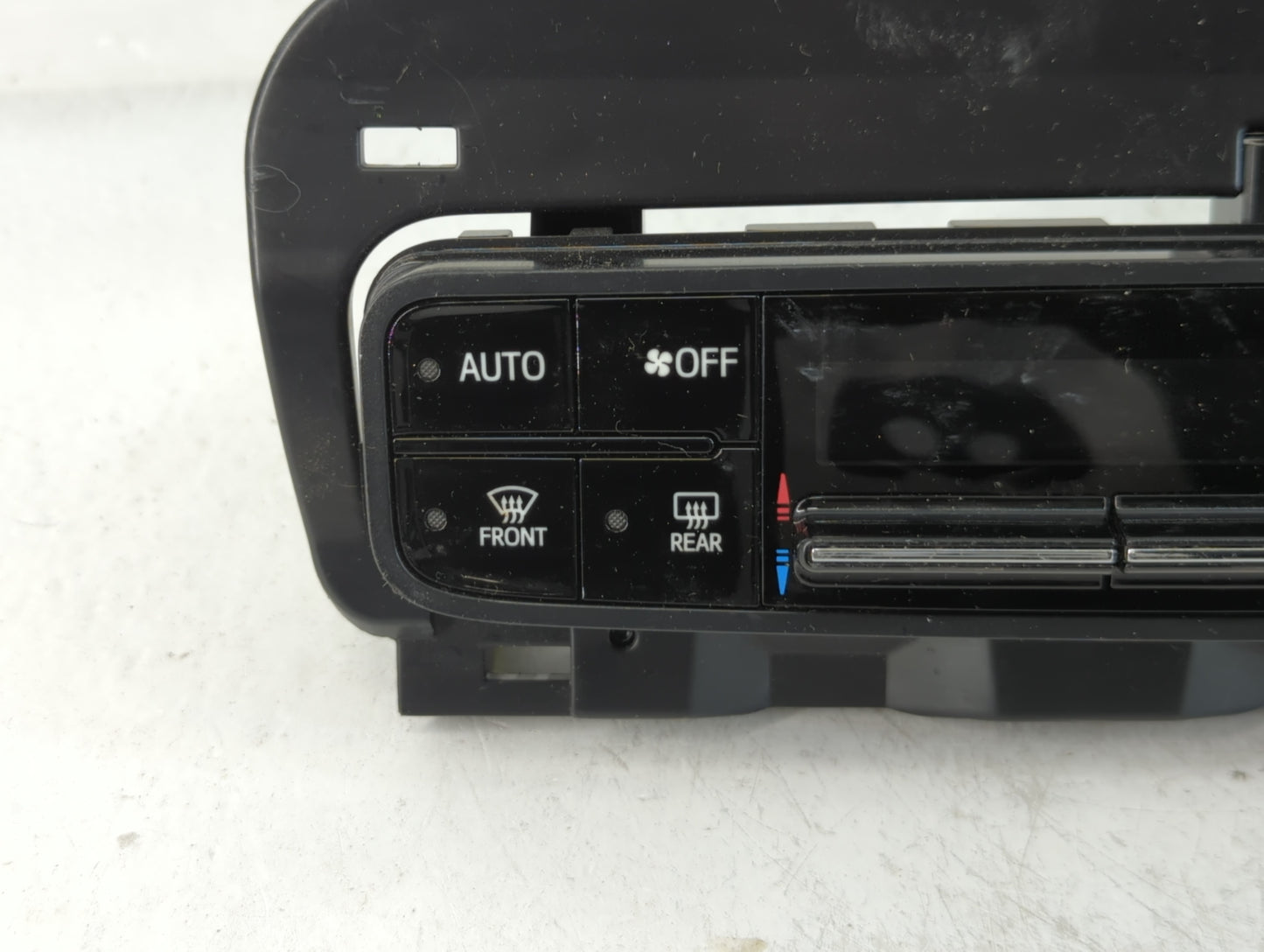 2017-2019 Toyota Corolla Climate Control Module Temperature AC/Heater Replacement P/N:75K114 Fits Fits 2017 2018 2019 OEM Used Auto Parts - Oemusedautoparts1.com