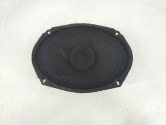 compare product 2006 Chrysler 300 Speaker/subwoofer Black