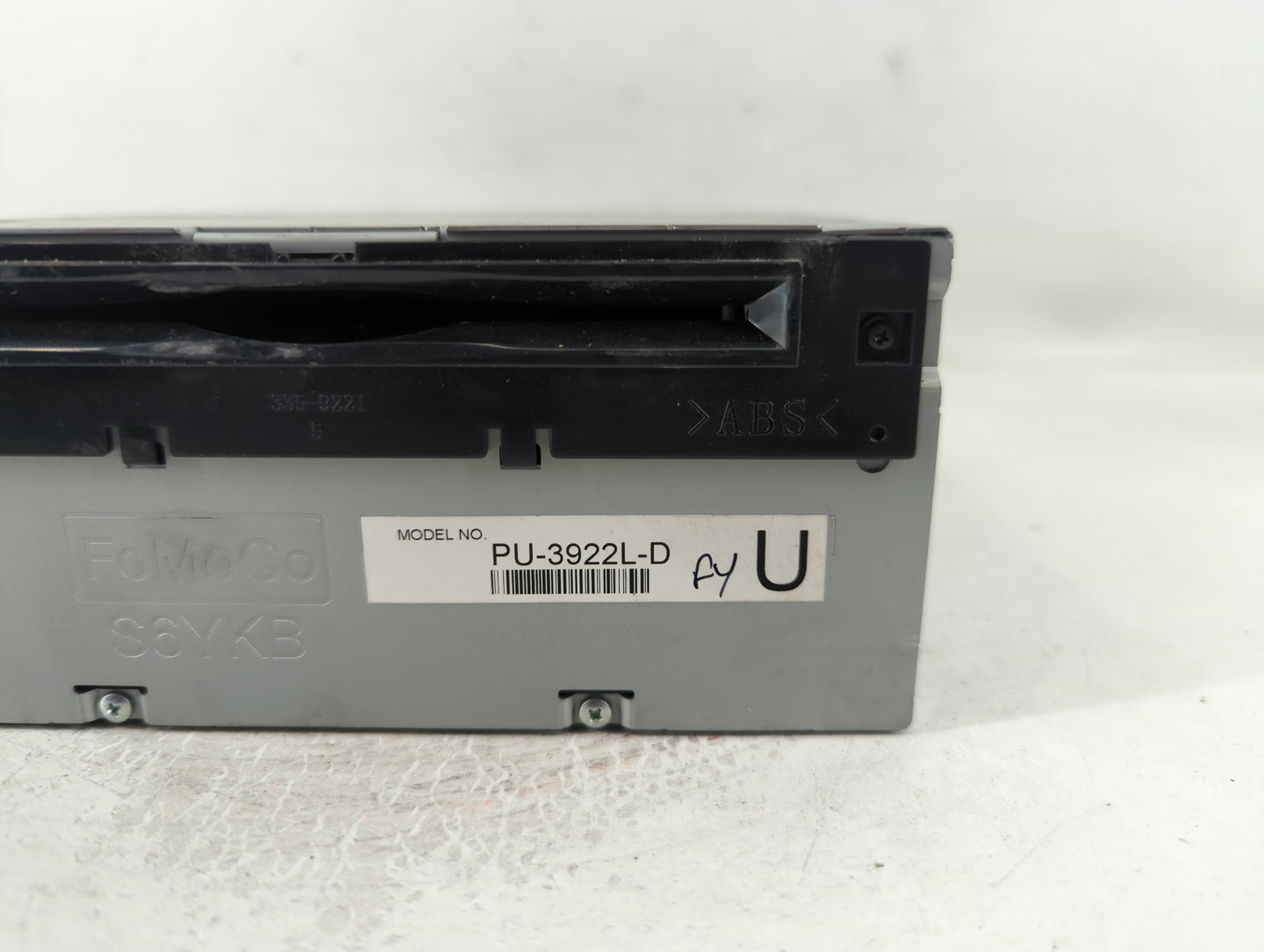 2016-2017 Ford Explorer Radio AM FM Cd Player Receiver Replacement P/N:HB5T-19C107-BB Fits Fits 2016 2017 OEM Used Auto Parts - Oemusedautoparts1.com