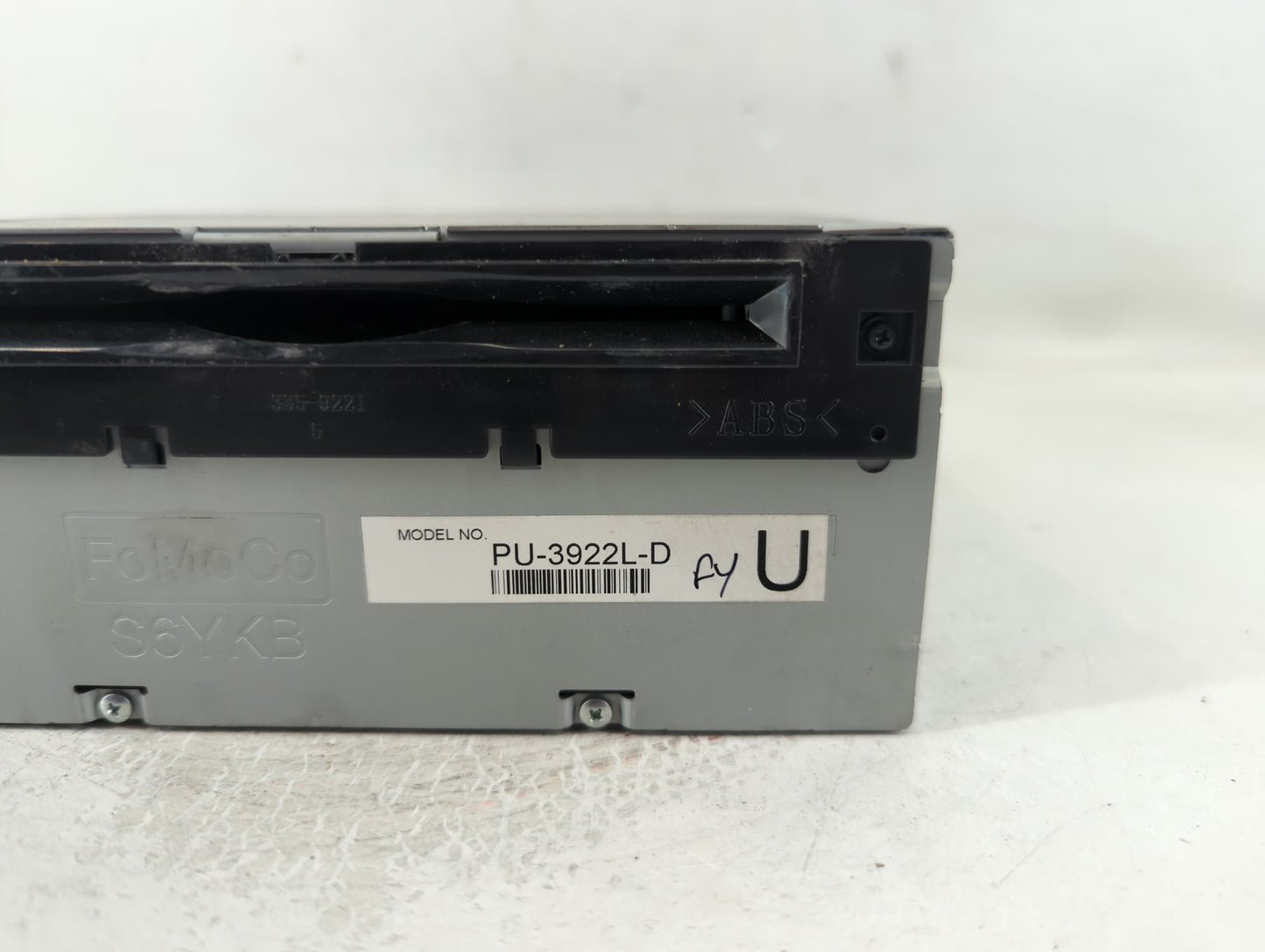 2016-2017 Ford Explorer Radio AM FM Cd Player Receiver Replacement P/N:HB5T-19C107-BB Fits Fits 2016 2017 OEM Used Auto Parts - Oemusedautoparts1.com