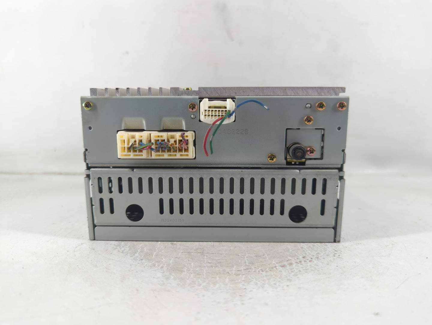 2005-2006 Nissan Altima Radio AM FM Cd Player Receiver Replacement P/N:28185 ZB10C Fits Fits 2005 2006 OEM Used Auto Parts - Oemusedautoparts1.com