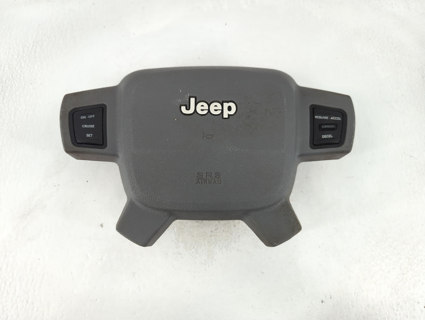 2009-2010 Jeep Grand Cherokee Air Bag Driver Left Steering Wheel Mounted P/N:4BK U5W 3F AUF Fits Fits 2009 2010 OEM Used Auto Parts - Oemusedautoparts1.com