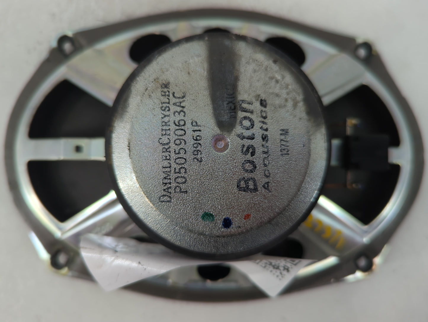2005 Chrysler 300 Speaker/subwoofer - Oemusedautoparts1.com