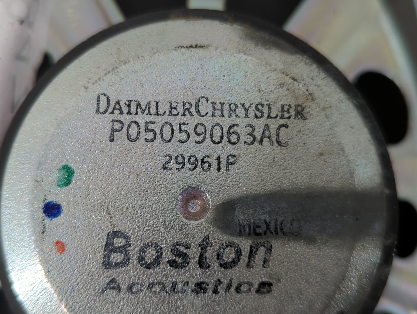 2005 Chrysler 300 Speaker/subwoofer - Oemusedautoparts1.com
