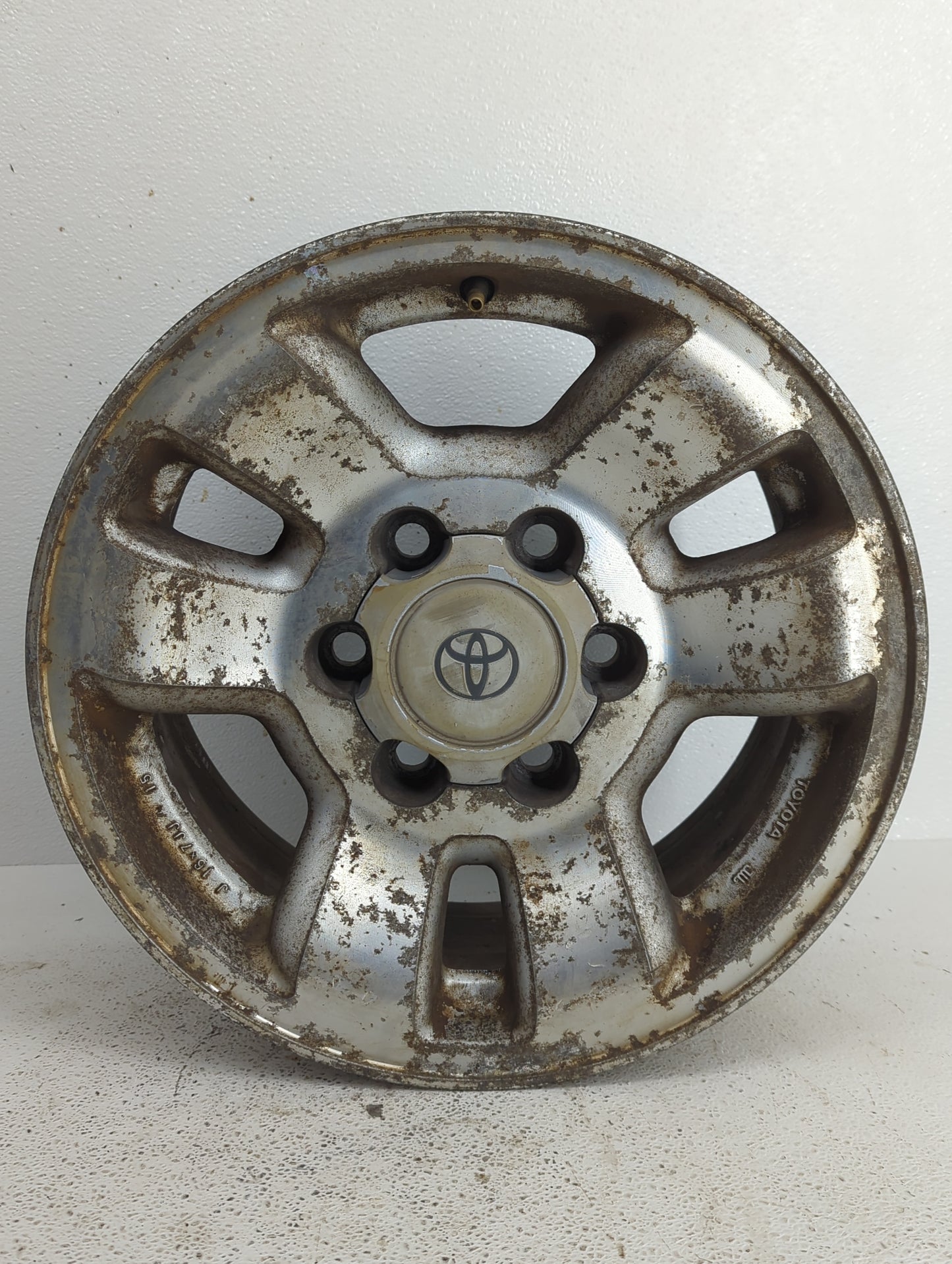 1996-2002 Toyota 4runner Oem Wheel Rim - Oemusedautoparts1.com