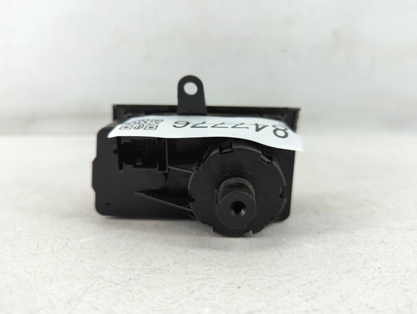 Head Lights 2008 MERCEDES-BENZ MERCEDES E-CLASS - Oemusedautoparts1.com