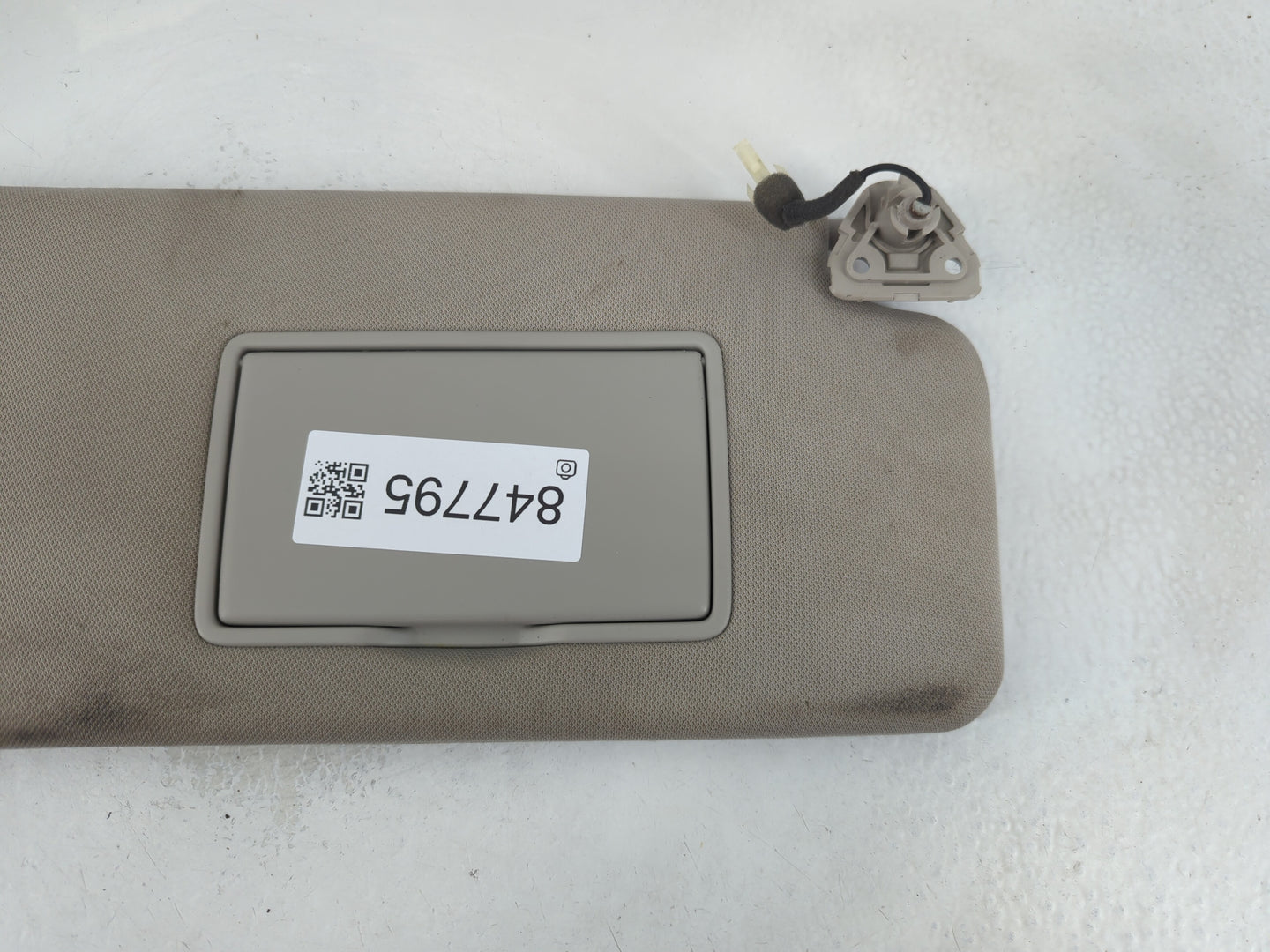 2023 Nissan Titan Sun Visor Shade Replacement Passenger Right Mirror Fits OEM Used Auto Parts - Oemusedautoparts1.com