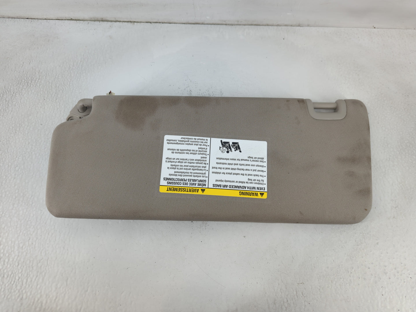 2023 Nissan Titan Sun Visor Shade Replacement Passenger Right Mirror Fits OEM Used Auto Parts - Oemusedautoparts1.com