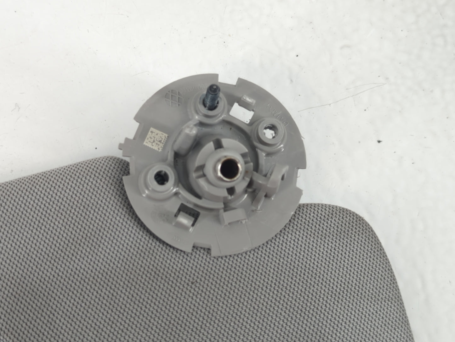 2017-2021 Chevrolet Trax Sun Visor Shade Replacement Driver Left Mirror Fits Fits 2017 2018 2019 2020 2021 OEM Used Auto Parts - Oemusedautoparts1.com