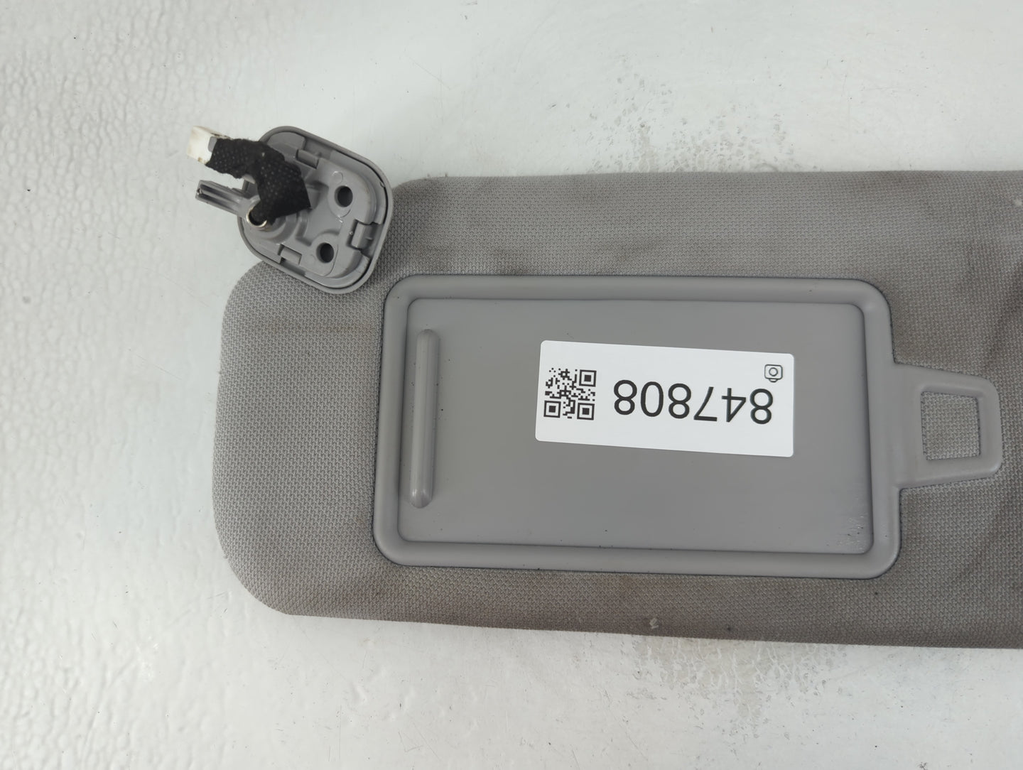 2015-2019 Hyundai Sonata Sun Visor Shade Replacement Passenger Right Mirror Fits Fits 2015 2016 2017 2018 2019 OEM Used Auto Parts - Oemusedautoparts1.com
